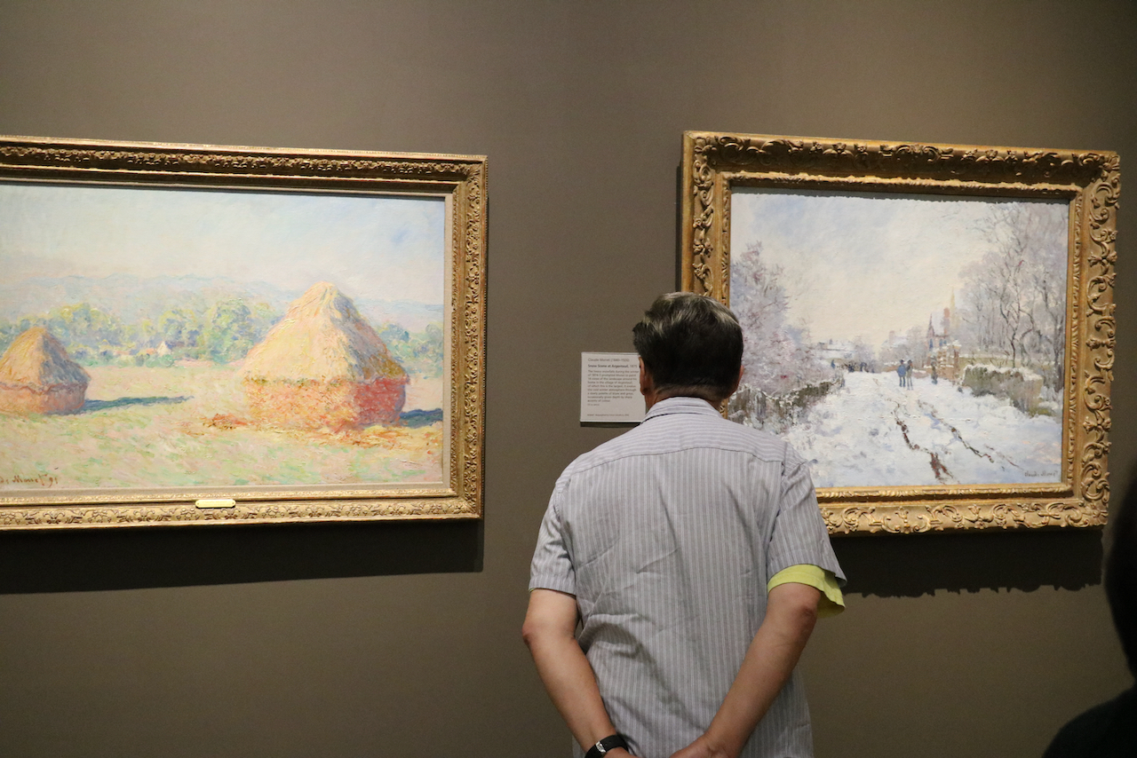 Ron gets a closer look at pointilist art